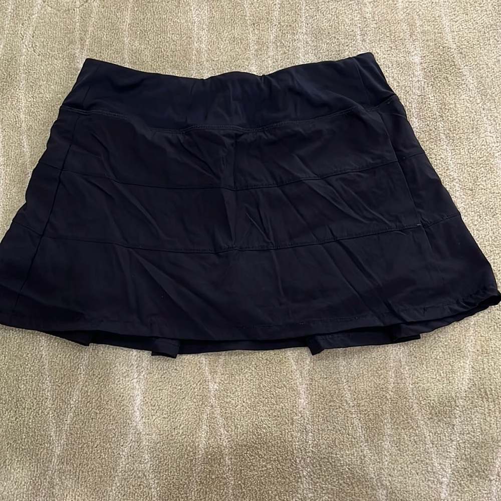 Black tennis skirt with built in spandex